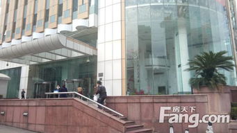 徐家匯商圈精品寫字樓 上海實業(yè)大廈高區(qū)景觀樓出售，年租金50萬，自用投資兩相宜